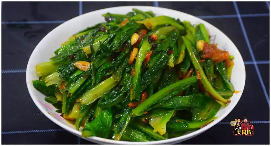 豆豉鲮鱼油麦菜家常做法,既简单又下饭,味道不比饭店的差