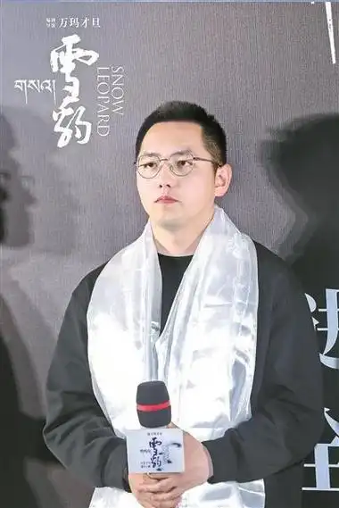 人物万玛才旦导演作品雪豹上映久美成列父亲对我最大的影响是追求真实