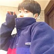 温柔帅哥阳光头像