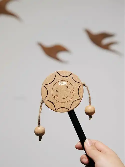 手工制作宝贝可以吃的木质拨浪鼓