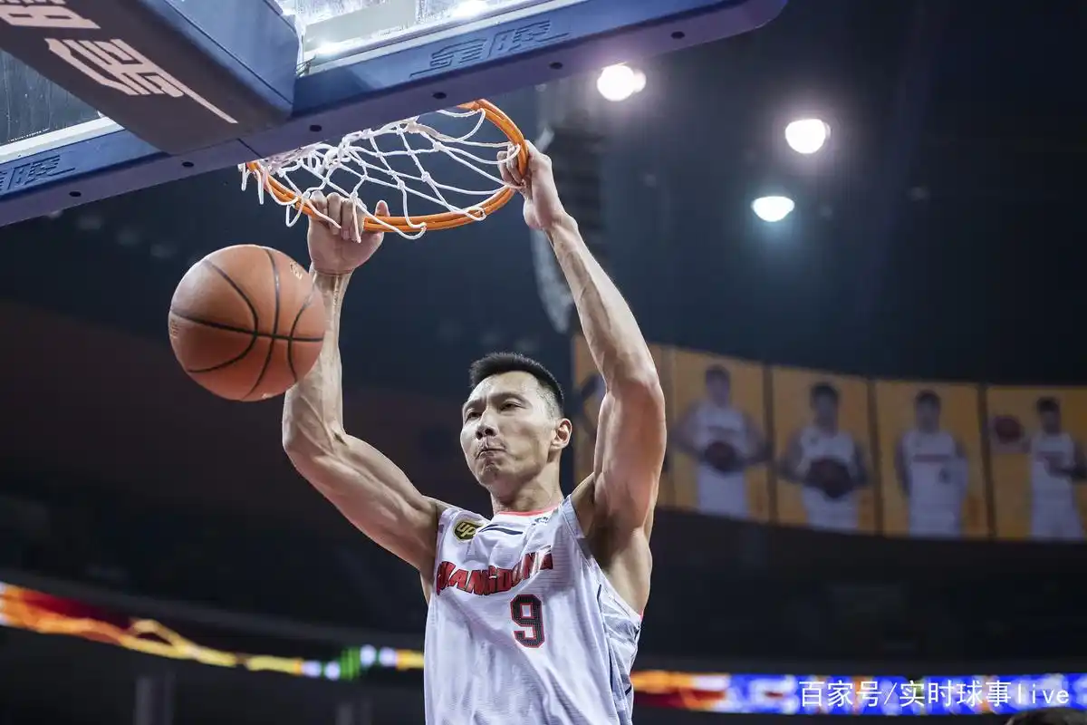 阿联生快!易建联今日迎31岁生日 阿联许愿希望广东再夺冠军!