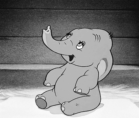 打喷嚏时最好用纸巾或手帕轻掩口鼻,背对他人,防止随喷嚏带出的病菌