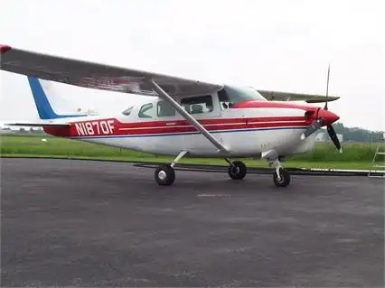 私人飞机 1966架塞斯纳210 固定翼飞机