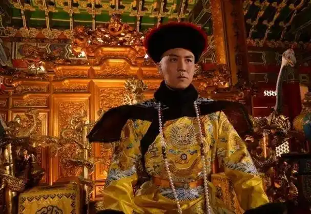 嘉庆九子夺嫡而乾隆之所以这么做,不仅是因为他对于权力的痴迷,更使他