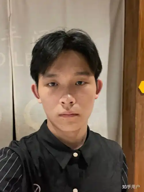 现实生活中男生颜值6分是什么样的