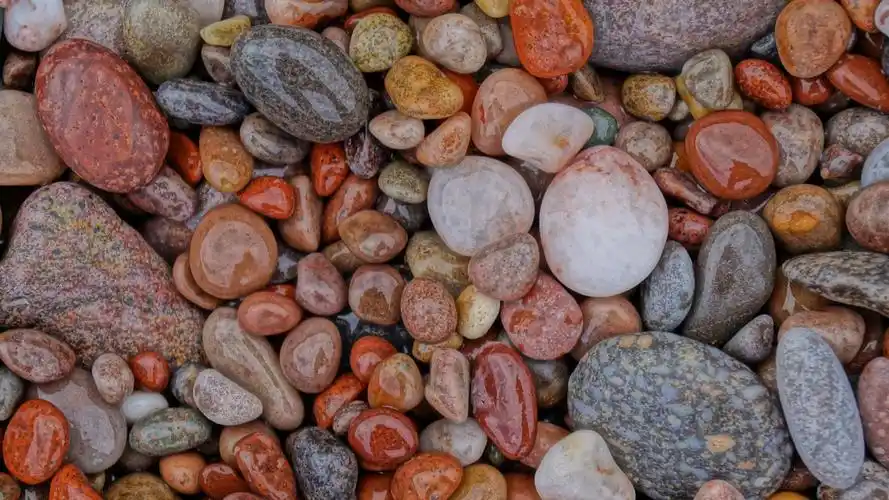 鹅卵石,潮湿,石头,摄影有光泽的鹅卵石 明星图片