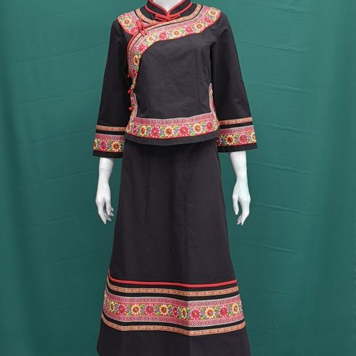 贵州民族服装布依族中式新娘婚礼刺绣套装结婚嫁衣女霞披敬酒服