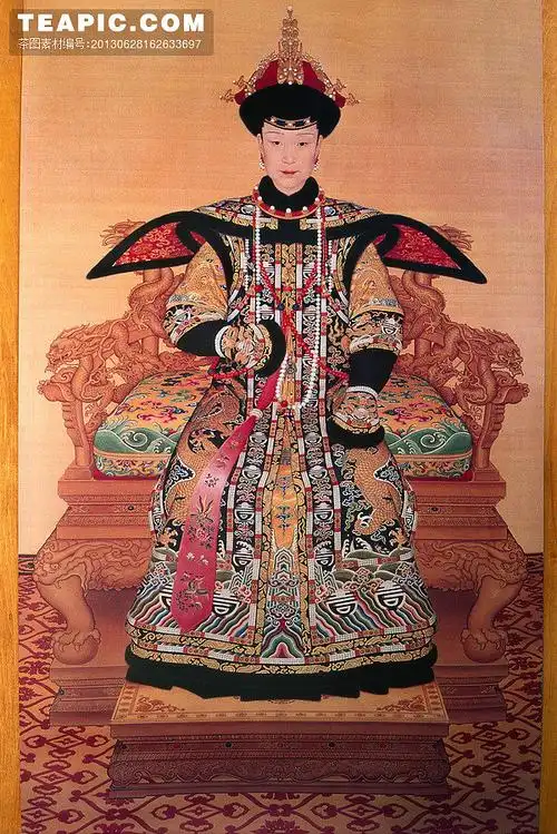 清乾隆帝之孝贤纯皇后朝服画像