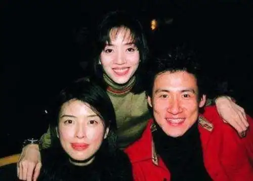 老照片:梅艳芳,张学友,罗美薇