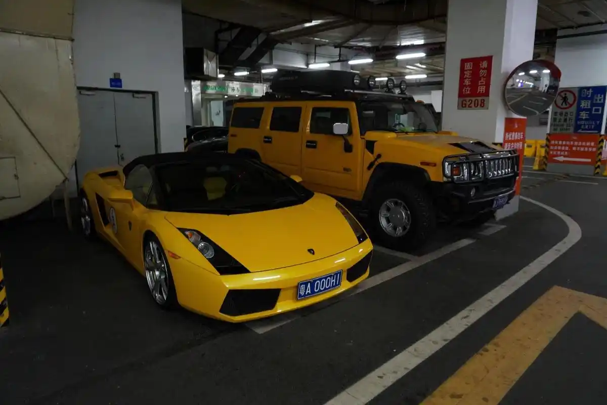 兰博基尼盖拉多敞篷 初代gallardo spydergallardo从2000年开始设计