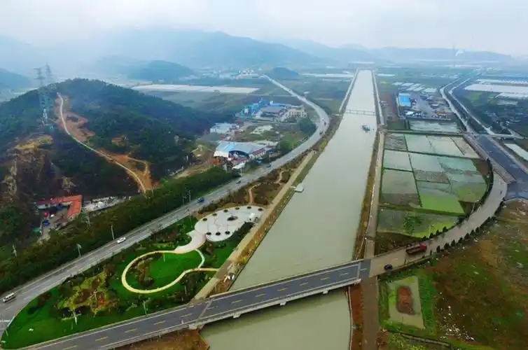 p>白泉镇,隶属于浙江省舟山市定海区,地处 a target="_blank" href="