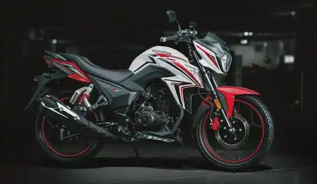 每天了解一款摩托车铃木系en150圆灯版很经典