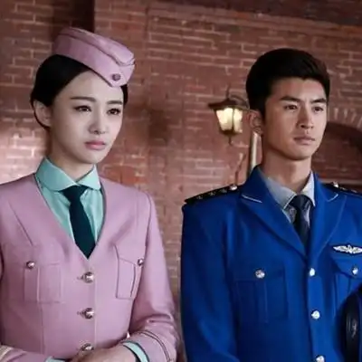 图张云龙郑爽合照曝光疑新恋情被迷得魂不守舍简直走火入魔