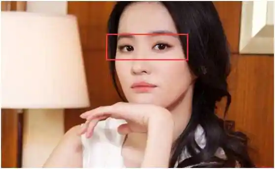 双眼皮手术平行的好看还是开扇形的好看?开眼角有必要吗?