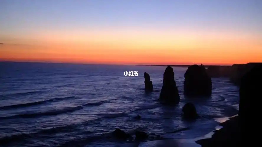 ins风大洋路的海边落日