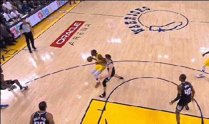 扣篮把自己都吓到了?库里这表情简直戏精附体