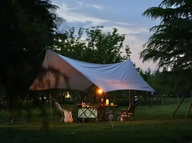 露营| 看满天星空 吹湖边晚风