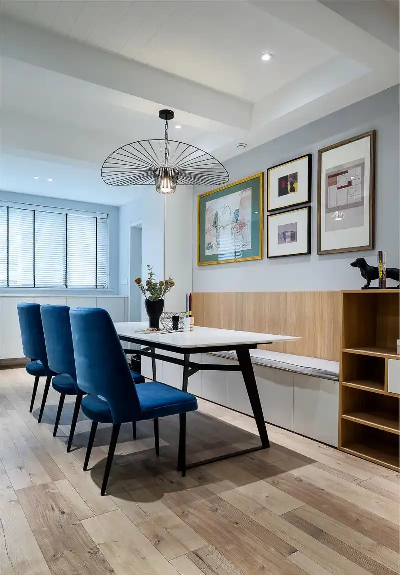 165㎡现代风三居餐厅卡座装修效果图