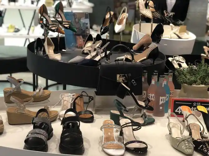 美辰百货五一乐享节开启变靓秘籍