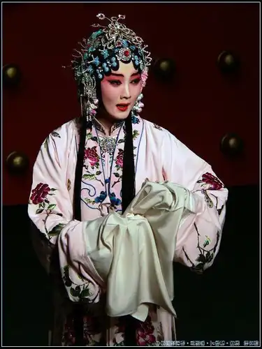 2019-09-27 11:11:5712:436688声音简介演唱:李宝莹安装喜马拉雅pc版