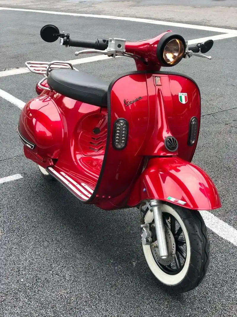 新能源vespa复古踏板摩托车 今天给大家介绍一下我另一台车:新能源