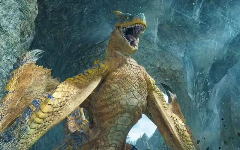 近距离下的大轰龙,这一口下来不得留个大口子啊,看完我已经晕了_单机