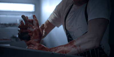 这变态剧看得人后背发凉!