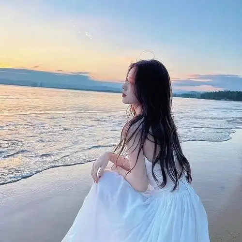 89女生头像海边背影