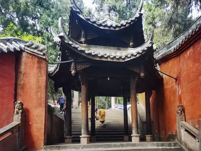 四川深山中这座1800多年的寺院,七千年乌木千手观音你见过吗|寺庙