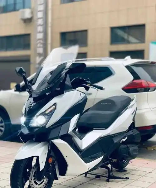 42800元,一款帅气稳重操控好的踏板,三阳巡弋300_搜狐汽车_搜狐网