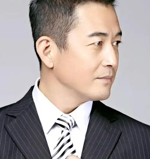 演员王志飞个人资料简介(王志飞的演艺及婚姻经历简介)-知物网