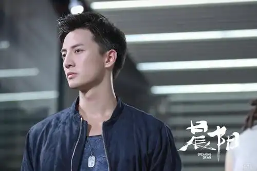 杨仕泽《晨阳》大结局高燃出击 演绎冷峻特警获好评