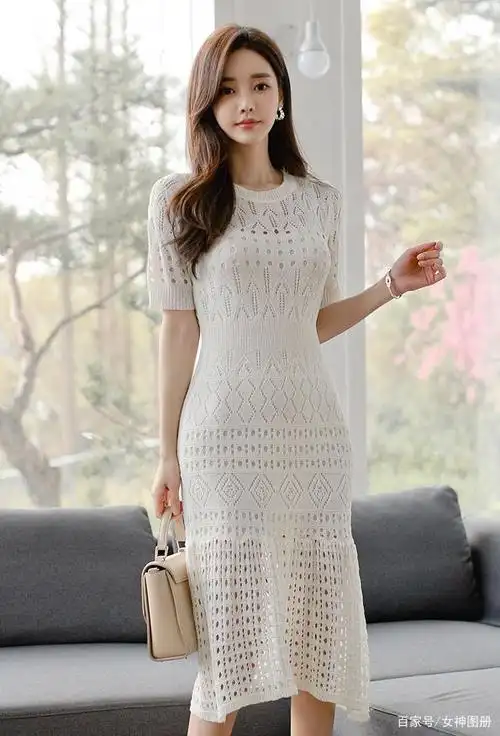 孙允珠——盛夏漫雪清风凉爽刺绣连衣裙写真