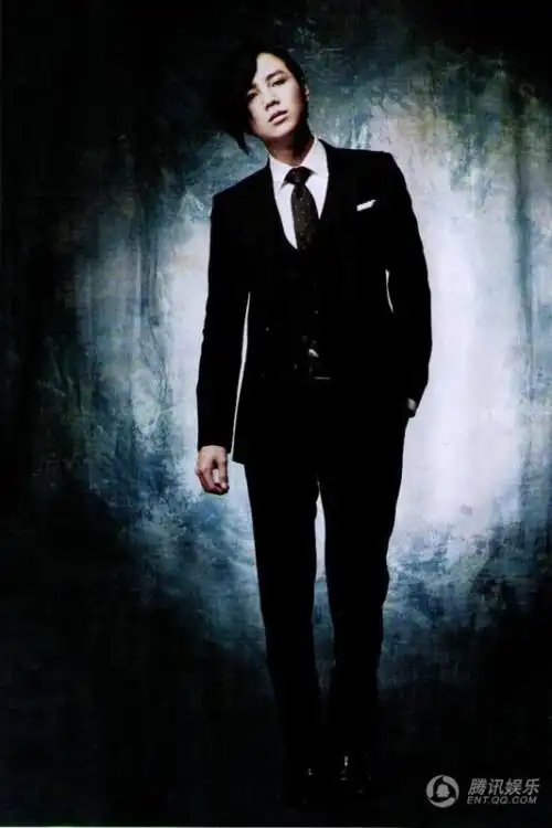 张根硕眼线全身照,.,,跪求鳗鱼解答的说