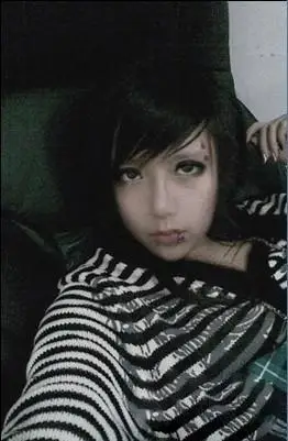 11:46:24好吓人赞 (1)回应灰色的阿偶2021-03-21 21:00:57非主流时代