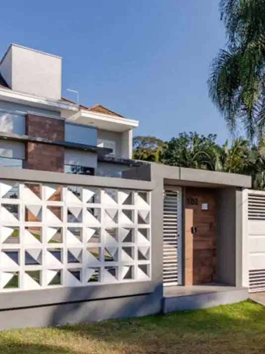 花园围墙不是重点,别再把太多的心思花在它上面