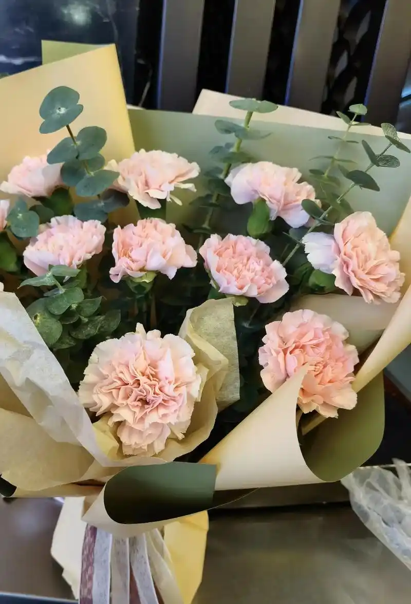 简简单单 单纯一天 一辈子那么短 珍惜眼前和脚下!#珍惜对你 - 抖音