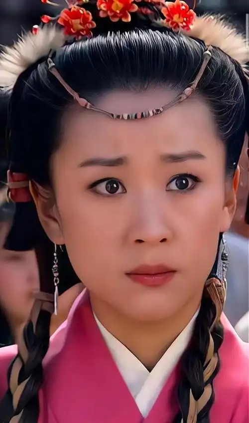 演员苗圃饰演穆桂英电视剧穆桂英挂帅古装剧