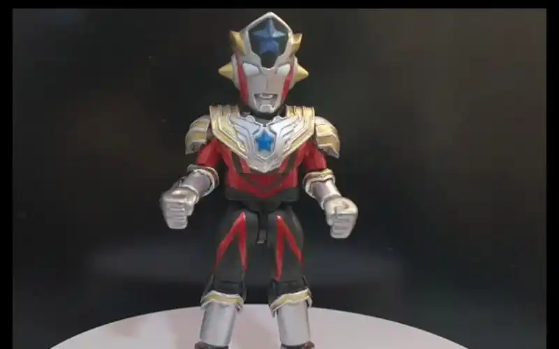 自改泰塔斯奥特曼