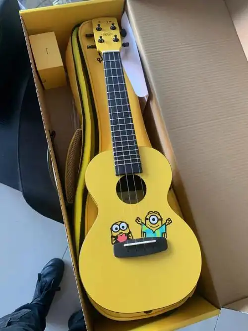 恩雅小黄人尤克里里