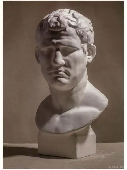 石膏像阿格里巴不同角度