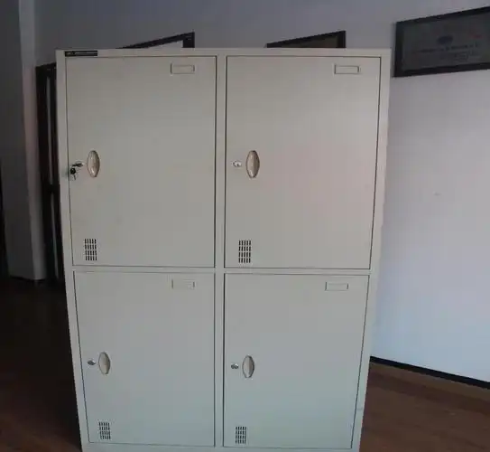 铁皮衣柜价格多少钱 铁皮衣柜怎么保养