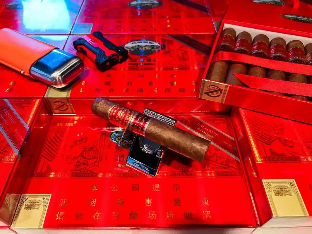 长城 132奇迹长沙地限雪茄     长城132奇迹长沙地限,满满的坚果咖啡