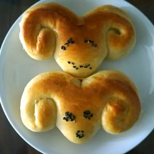 韩让做的羊咩咩面包