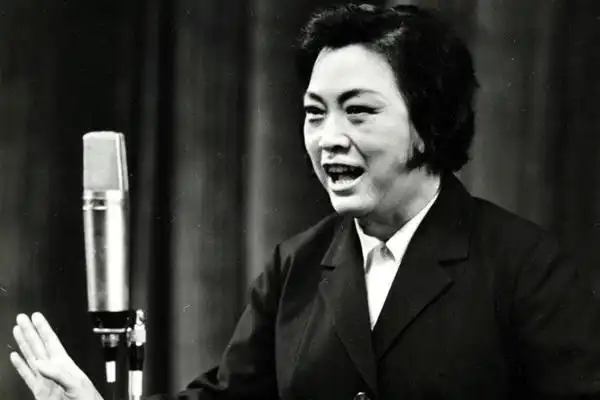 王昆生前照片回顾