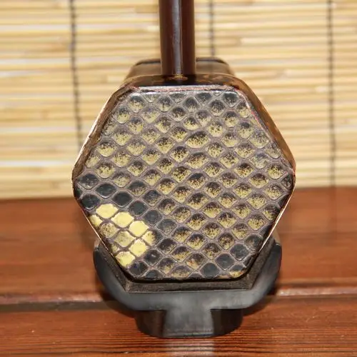 二胡龙韵乐器工厂直销高级老红红木编号04c34二胡