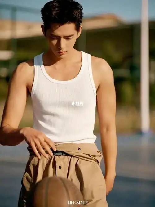 打篮球的王安宇超帅7815#王安宇  #王安宇好帅