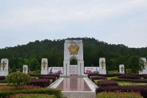 其它 不愧当年七里坪 写美篇    红安县人民政府于2015年11月举行了