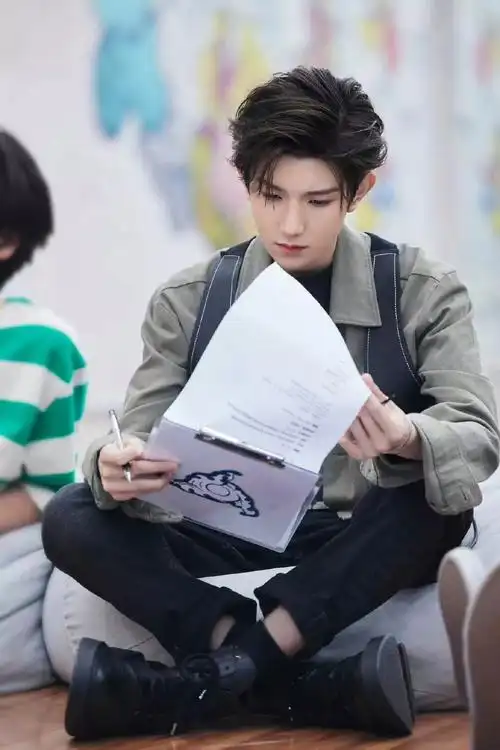 综艺收视小福星王源综艺总结满满当当2021年综艺之旅完美收尾