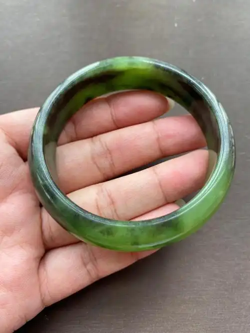 价格拿回去随便戴着玩吧有证书,可复检#和田玉碧玉  #和田玉碧玉手镯